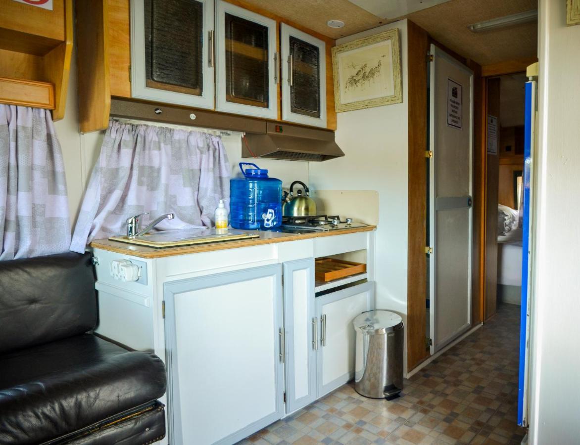 Maggie May House Boat - Colchester - 5Km From Elephant Park Eksteriør billede